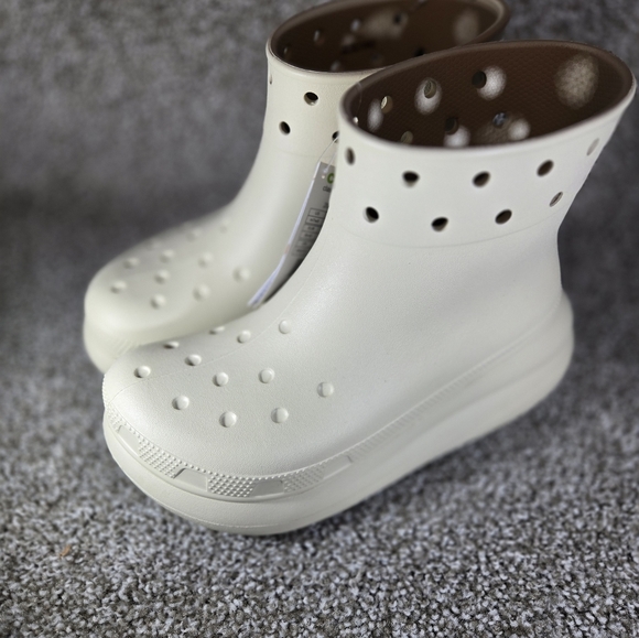 Crocs Classic Bone Waterproof Crush Rain Boots Unisex New 207946-2Y2 - Picture 2 of 16